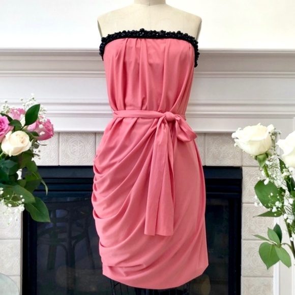 Vera Wang Dresses & Skirts - ❤️VERA WANG❤️ NWOT Lavender Strapless Draped Dress